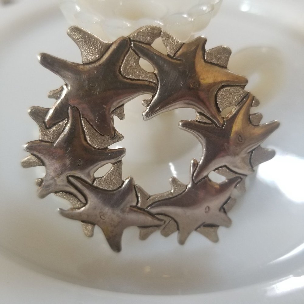 Vintage Sterling Silver Starfish Wreath Brooch